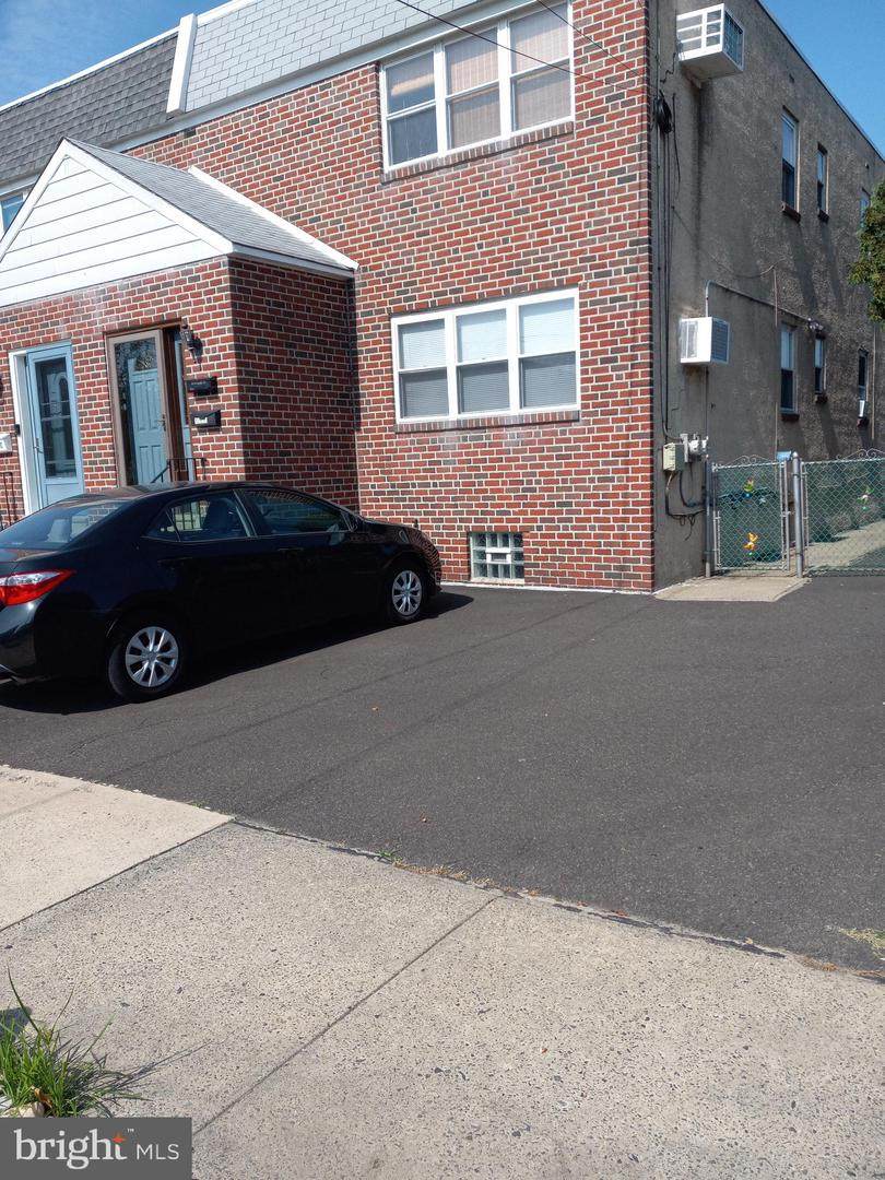 10610 Clark Street - Photo 1