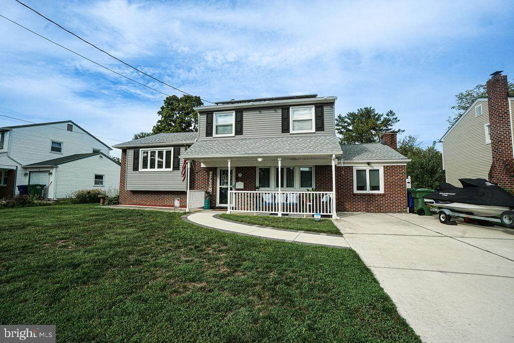 11 Jefferson Avenue - Photo 1