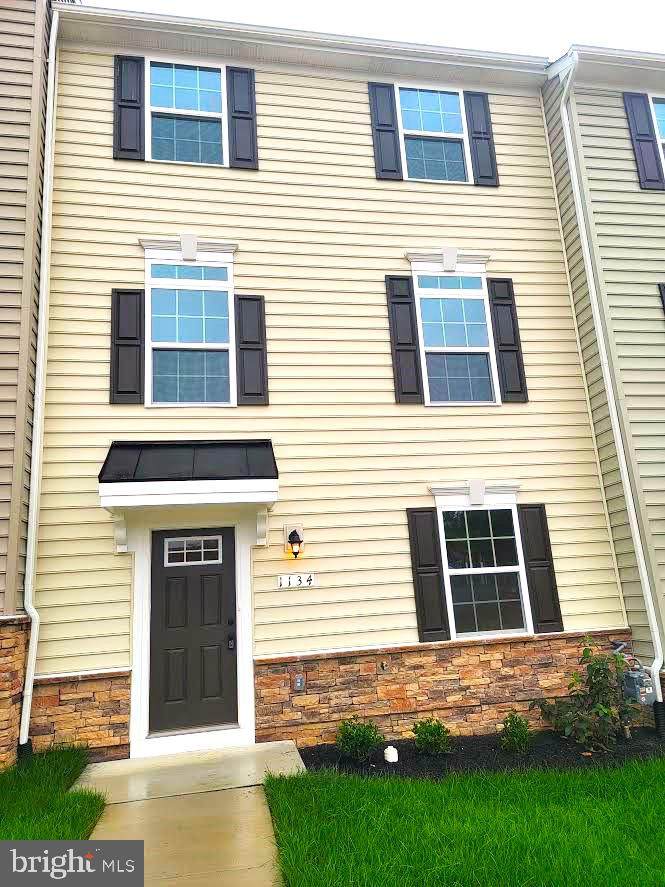 1134 Dovetail Circle - Photo 1