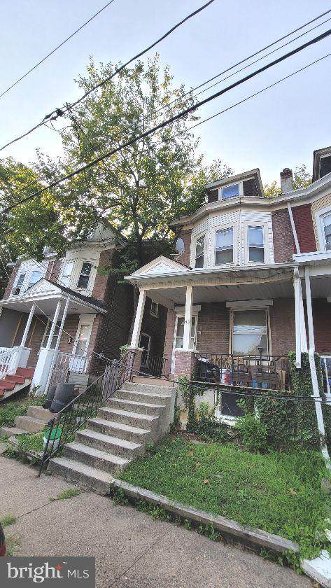 43 Edgemere Avenue - Photo 1