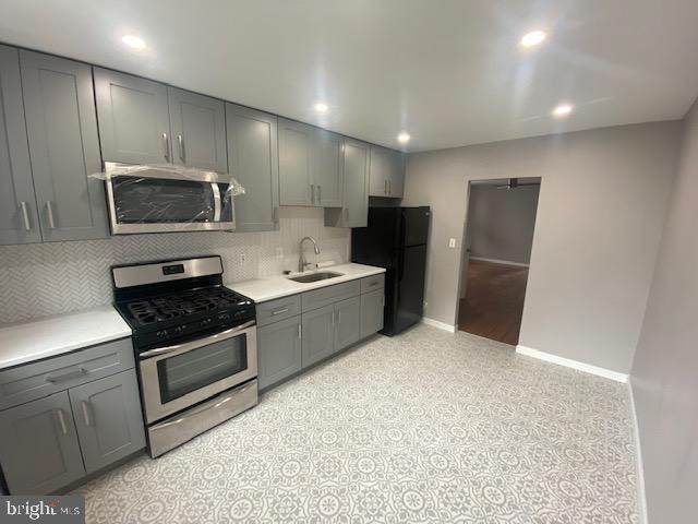 2555 Grays Ferry Avenue - Photo 1