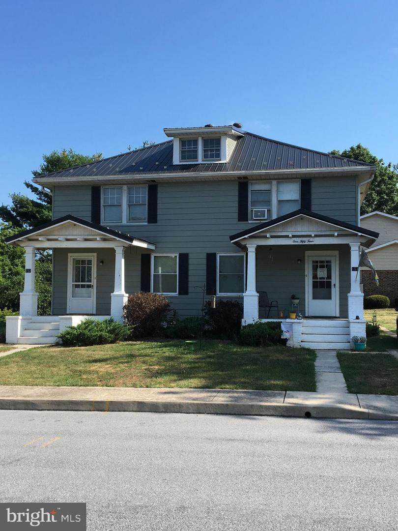 152 Maple Avenue - Photo 1