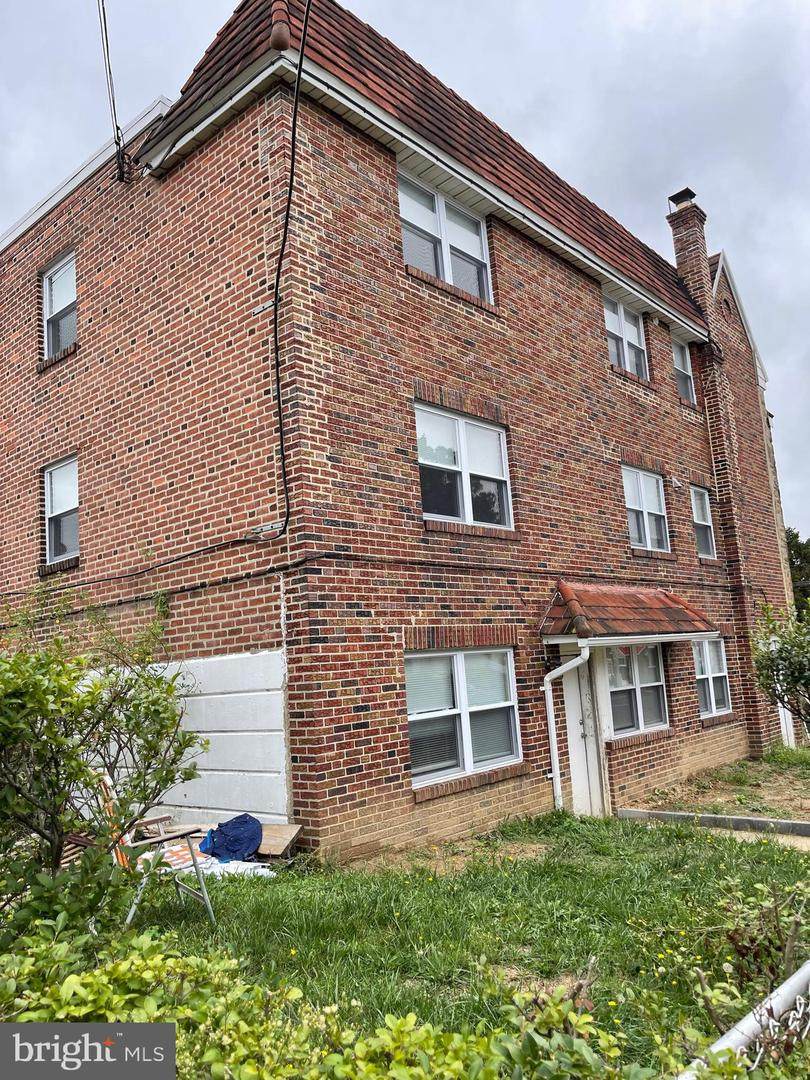 1325 Upsal Street - Photo 1