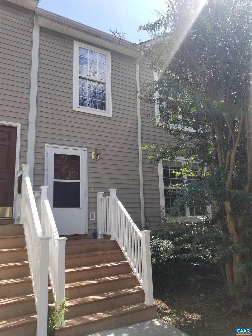 107 Hartford Ct - Photo 1