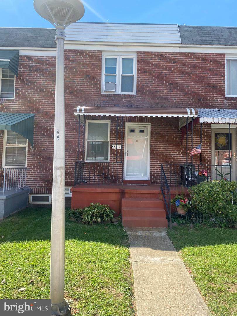 3241 Pelham Avenue - Photo 1