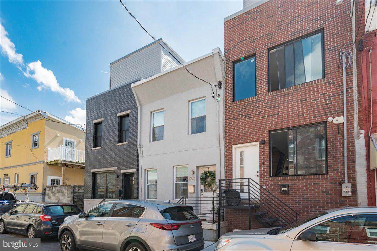 2212 Earp Street - Photo 1