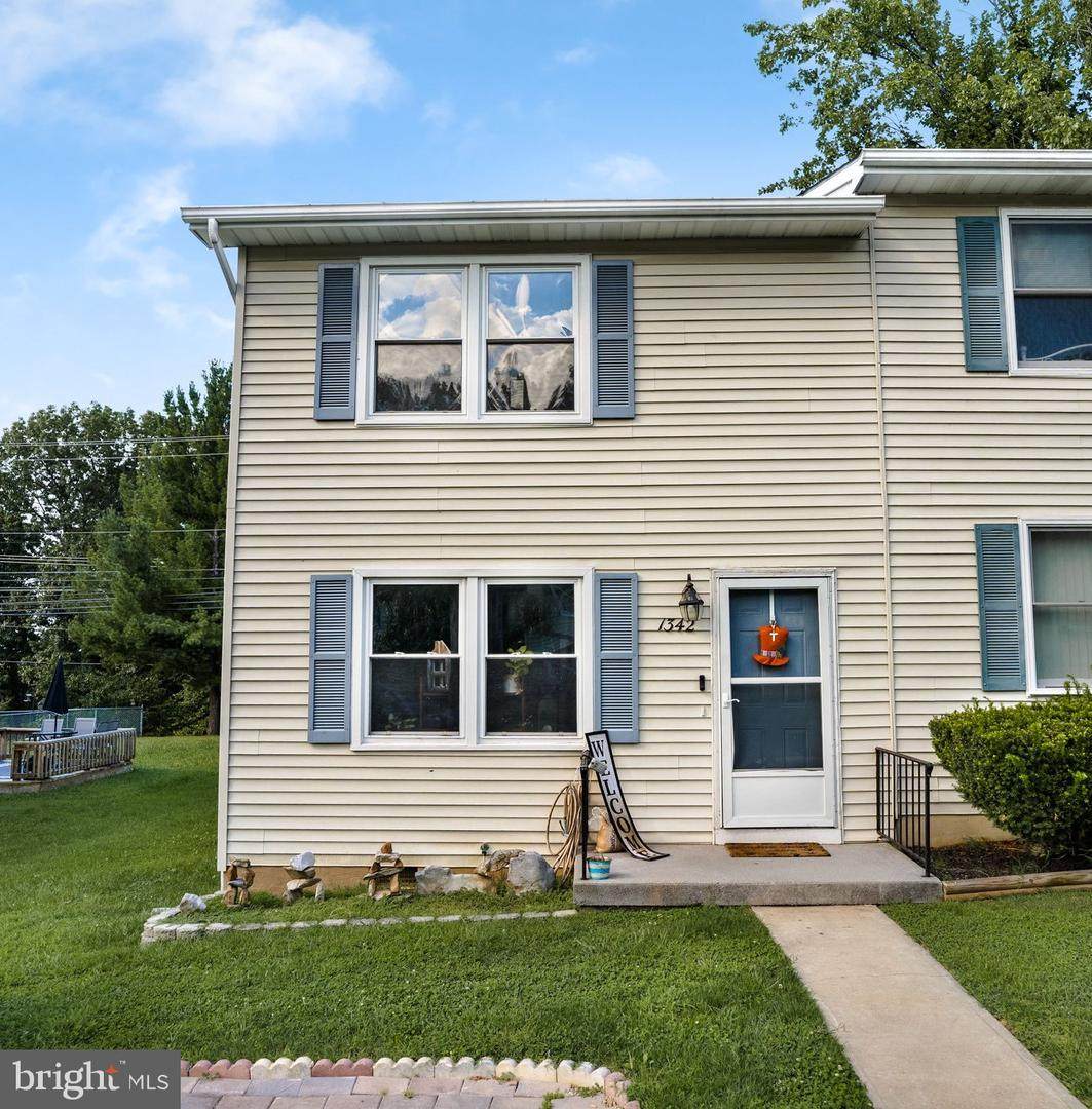 1342 Robinhood Lane - Photo 1