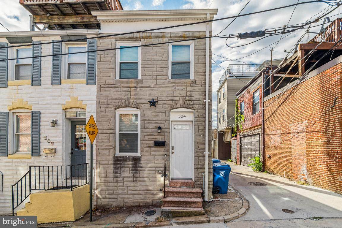 504 Madeira Street - Photo 1