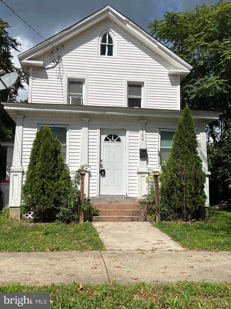 520 Grape Street - Photo 1