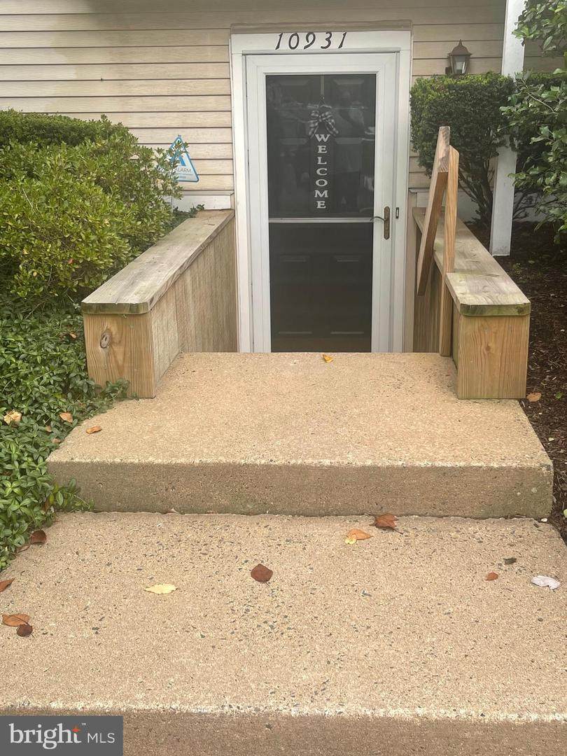 10931 Postern Court - Photo 1