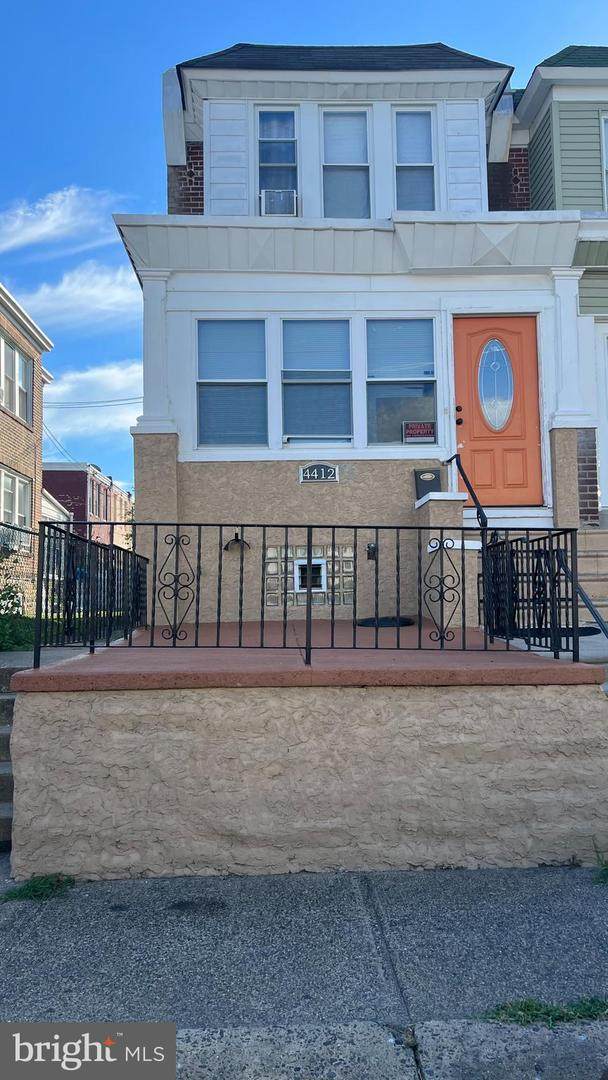 4412 Devereaux Street - Photo 1