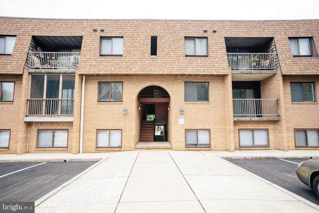316 White Horse - Photo 1