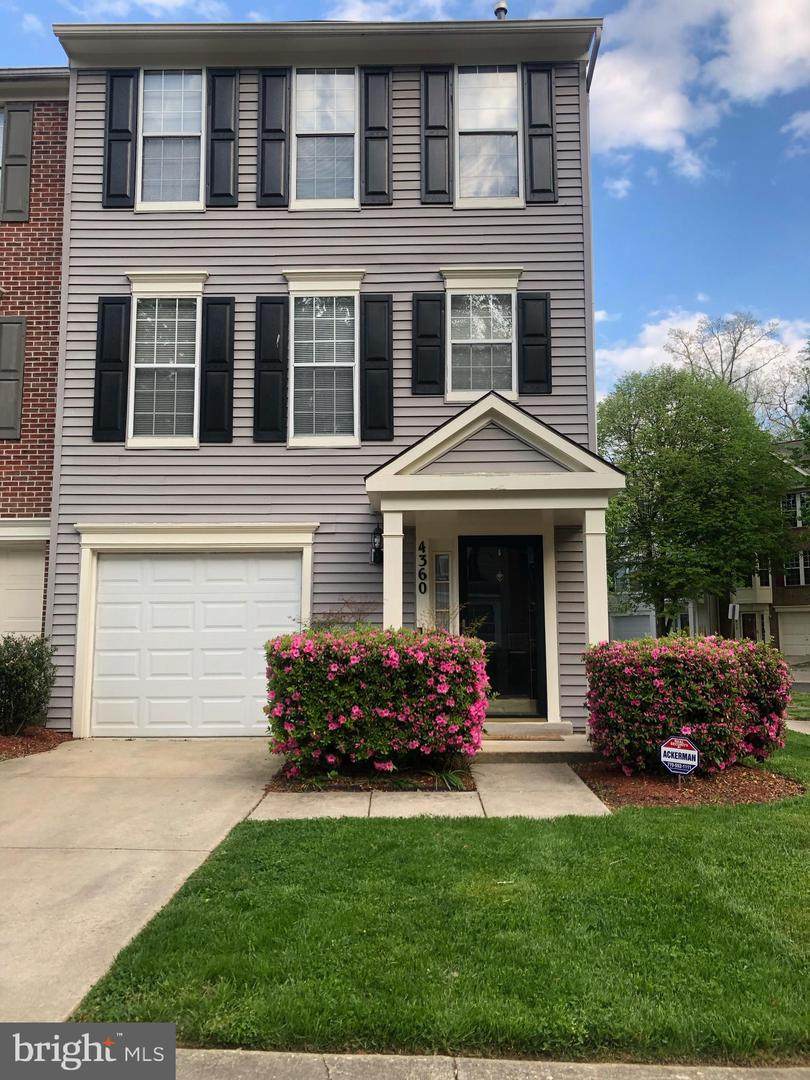 4360 Swindon Terrace - Photo 1