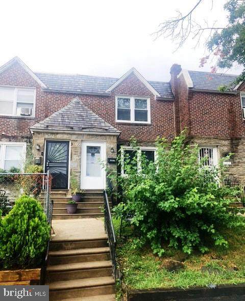 1202 Robbins Street - Photo 1