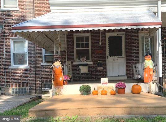 1515 Astor Street - Photo 1