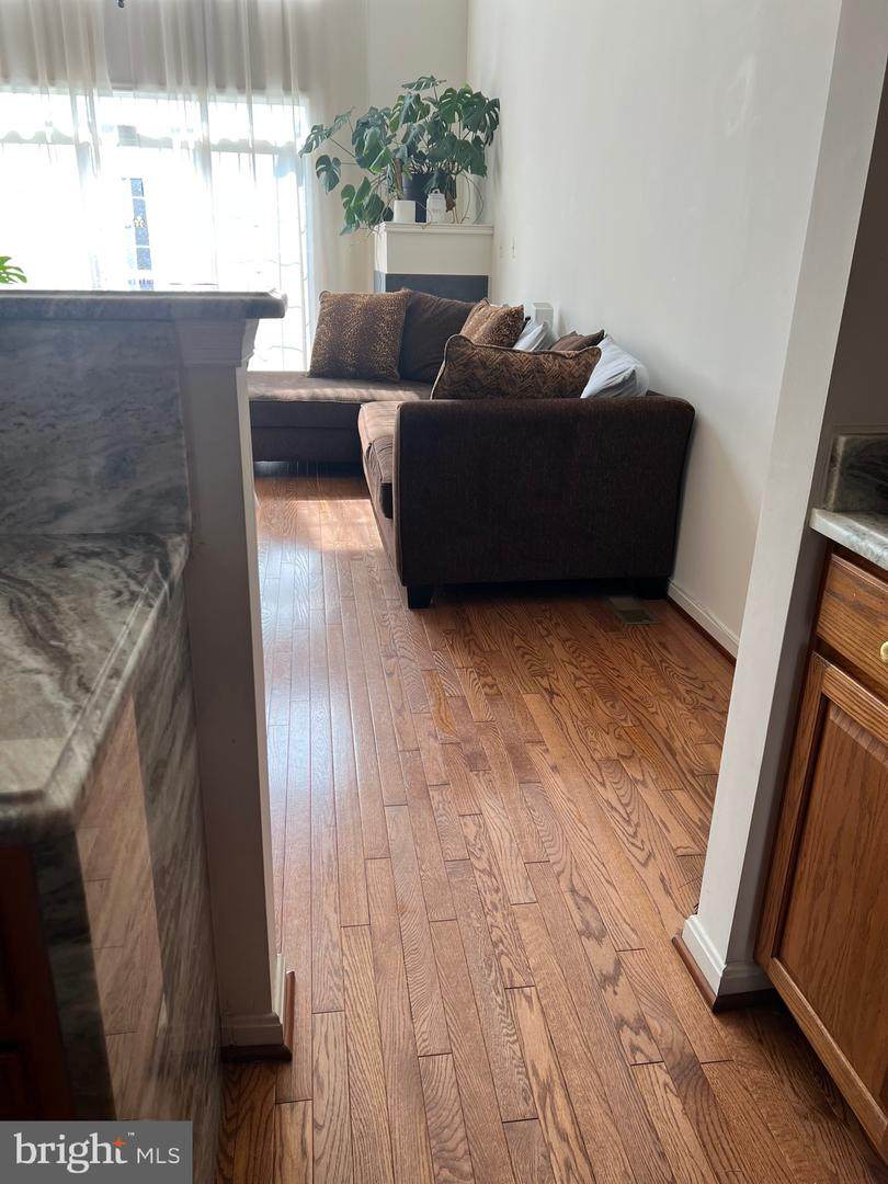 419 Granville Court - Photo 1