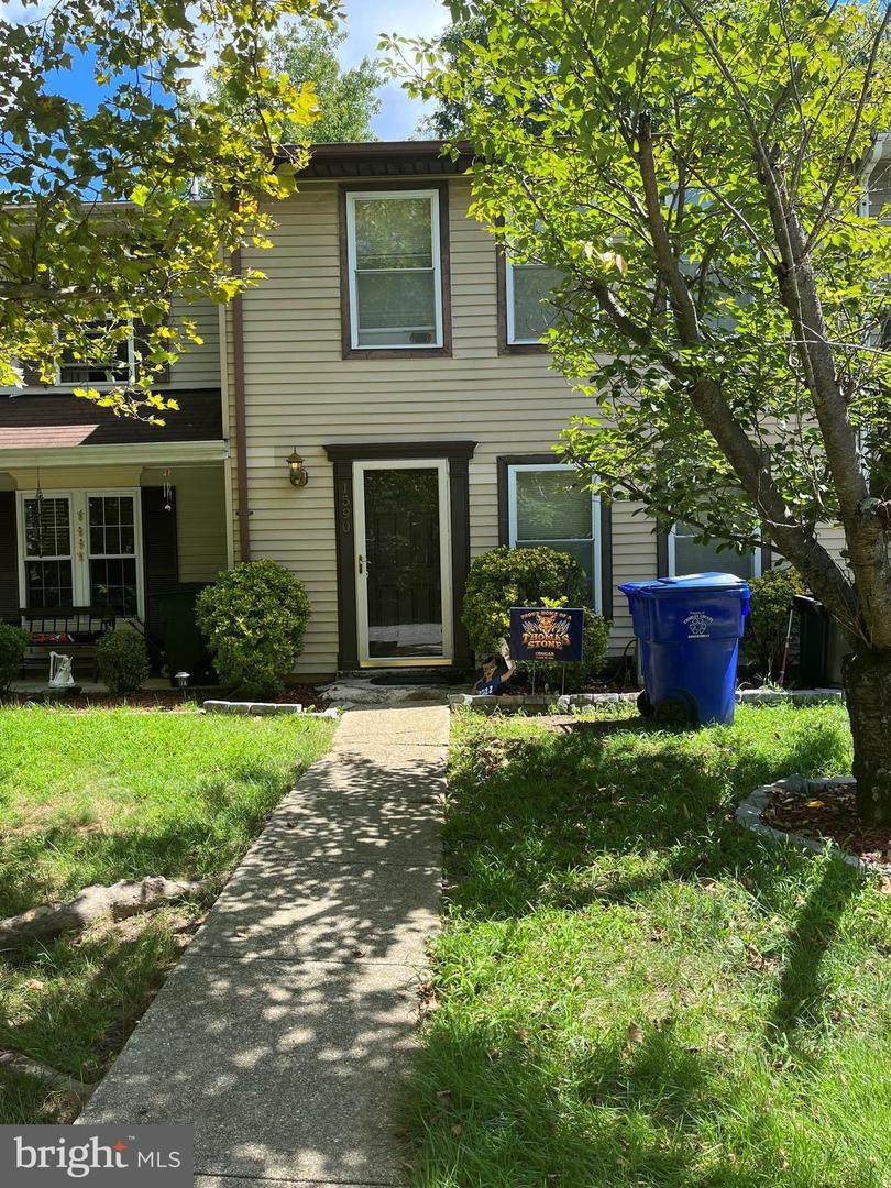 1590 Pin Oak Drive - Photo 1