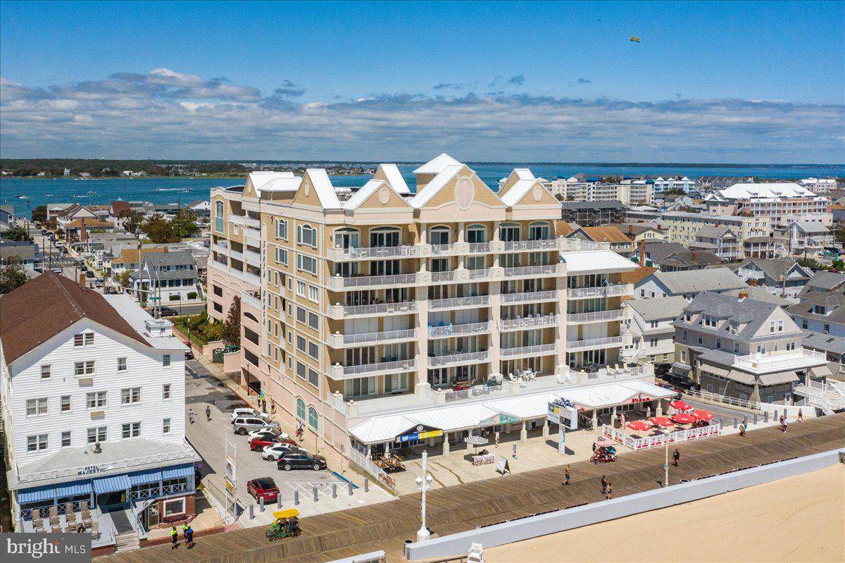6 7TH Street - Photo 1