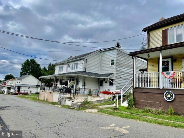 16 Trenton - Photo 1