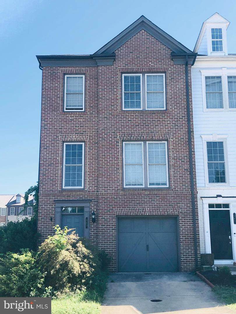 563 Dandelion Terrace - Photo 1