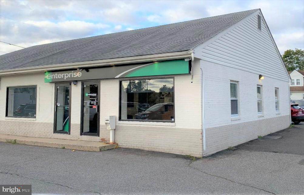 2432 Main Street - Photo 1
