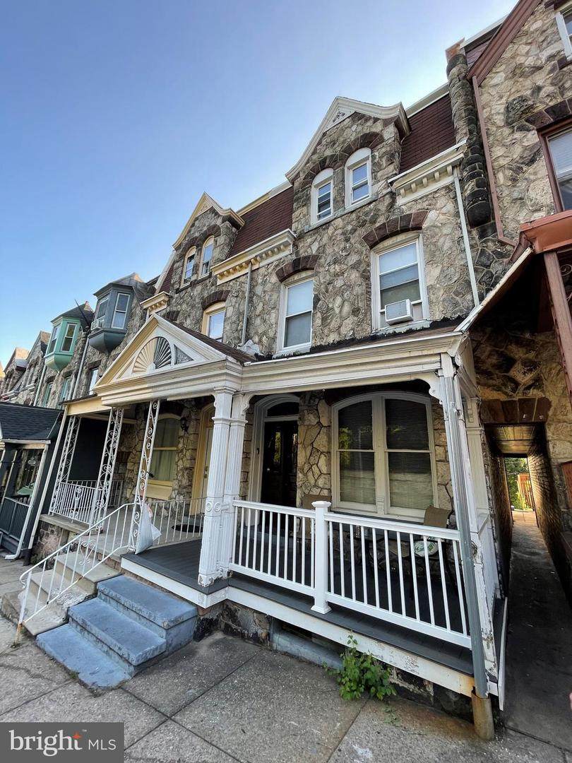 212 Clymer Street - Photo 1