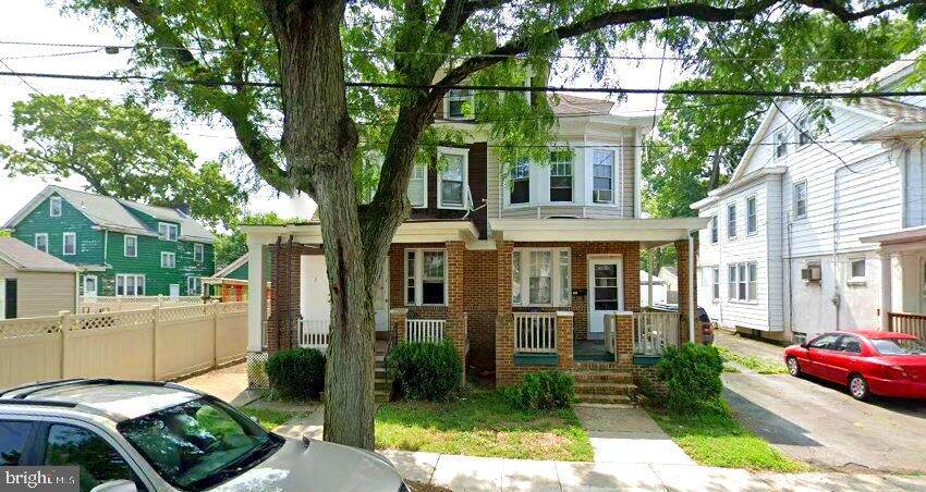 356 Gardner Avenue - Photo 1