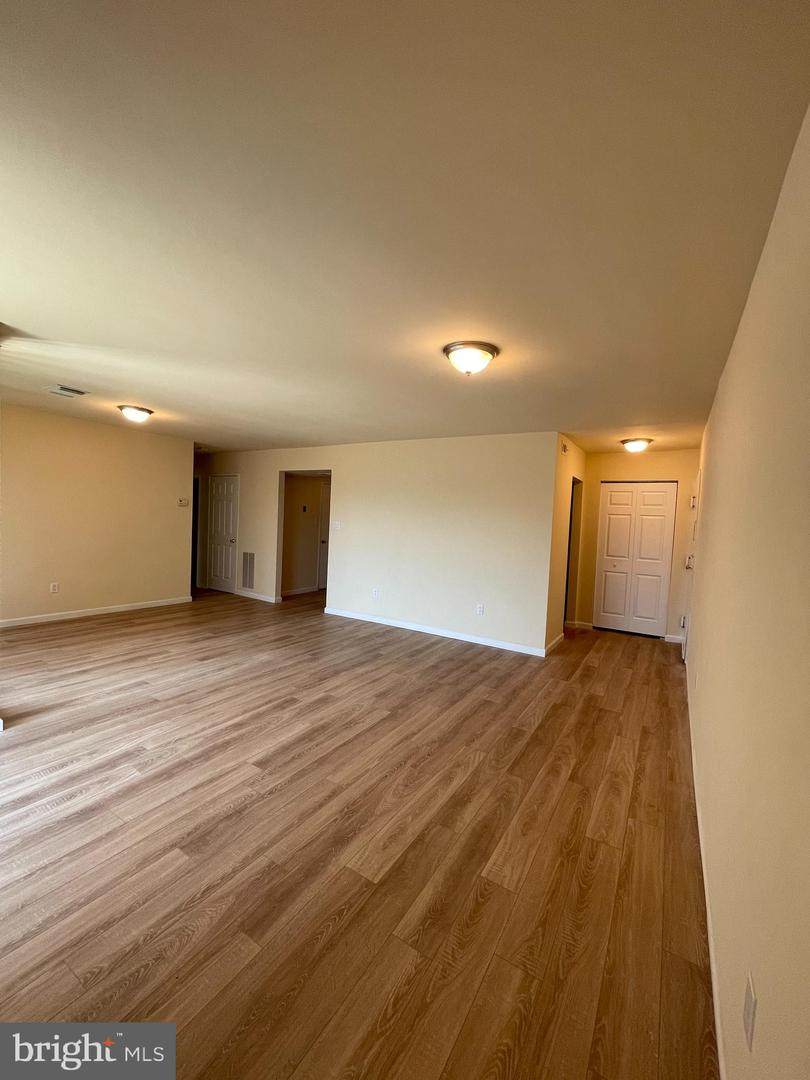 10206 Prince Place - Photo 1