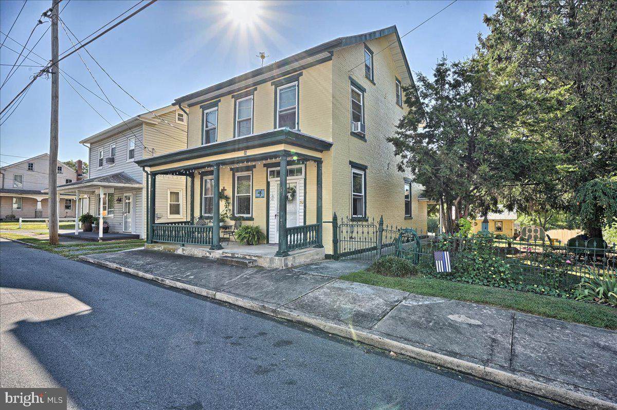 35 Main Street - Photo 1