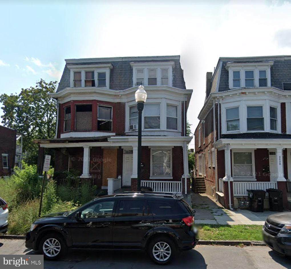 2626 6TH Street - Photo 1