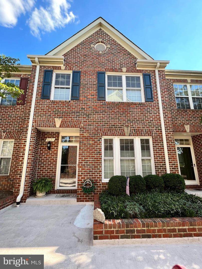 6135 Madison Crest Court - Photo 1