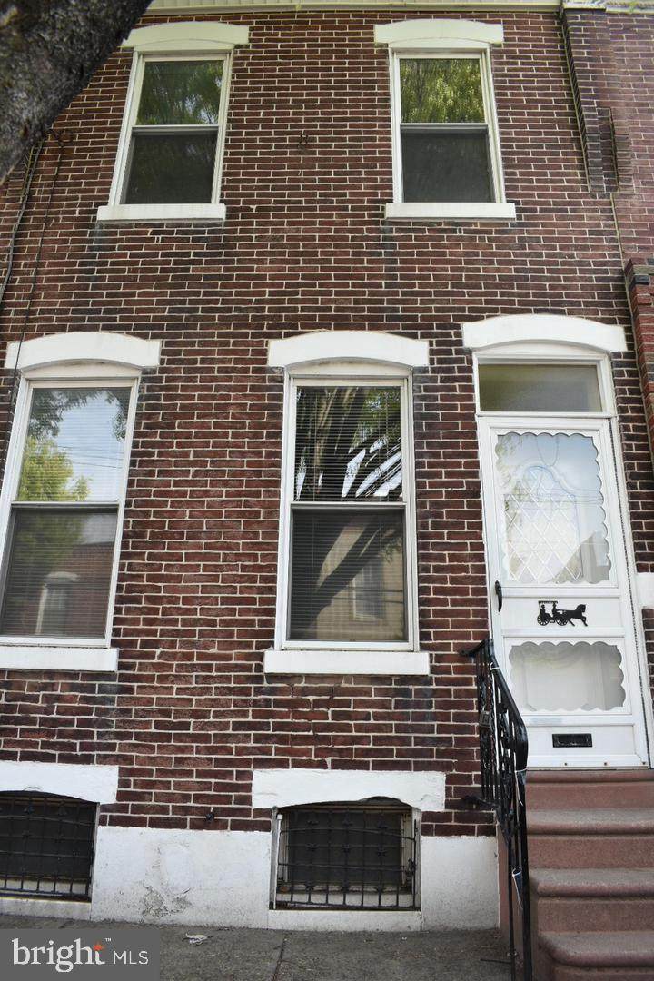2433 Somerset Street - Photo 1