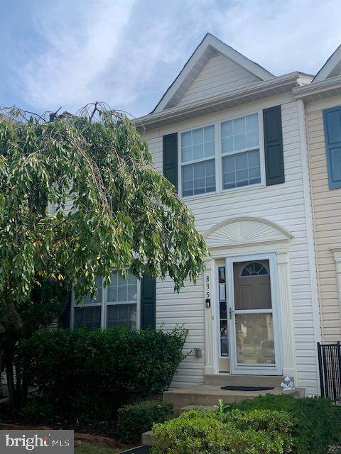 835 Vanderbilt Terrace - Photo 1