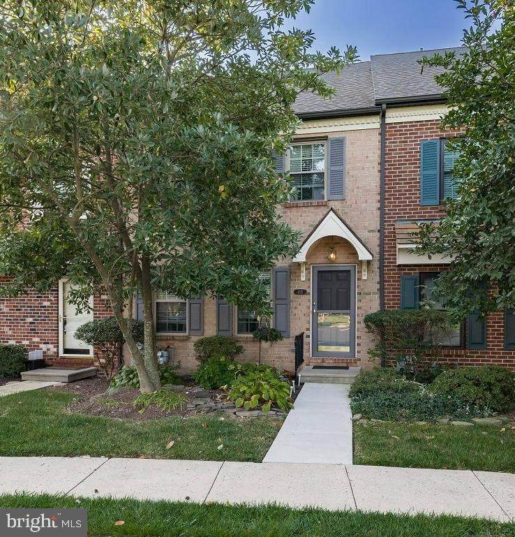 115 Winged Foot Court - Photo 1