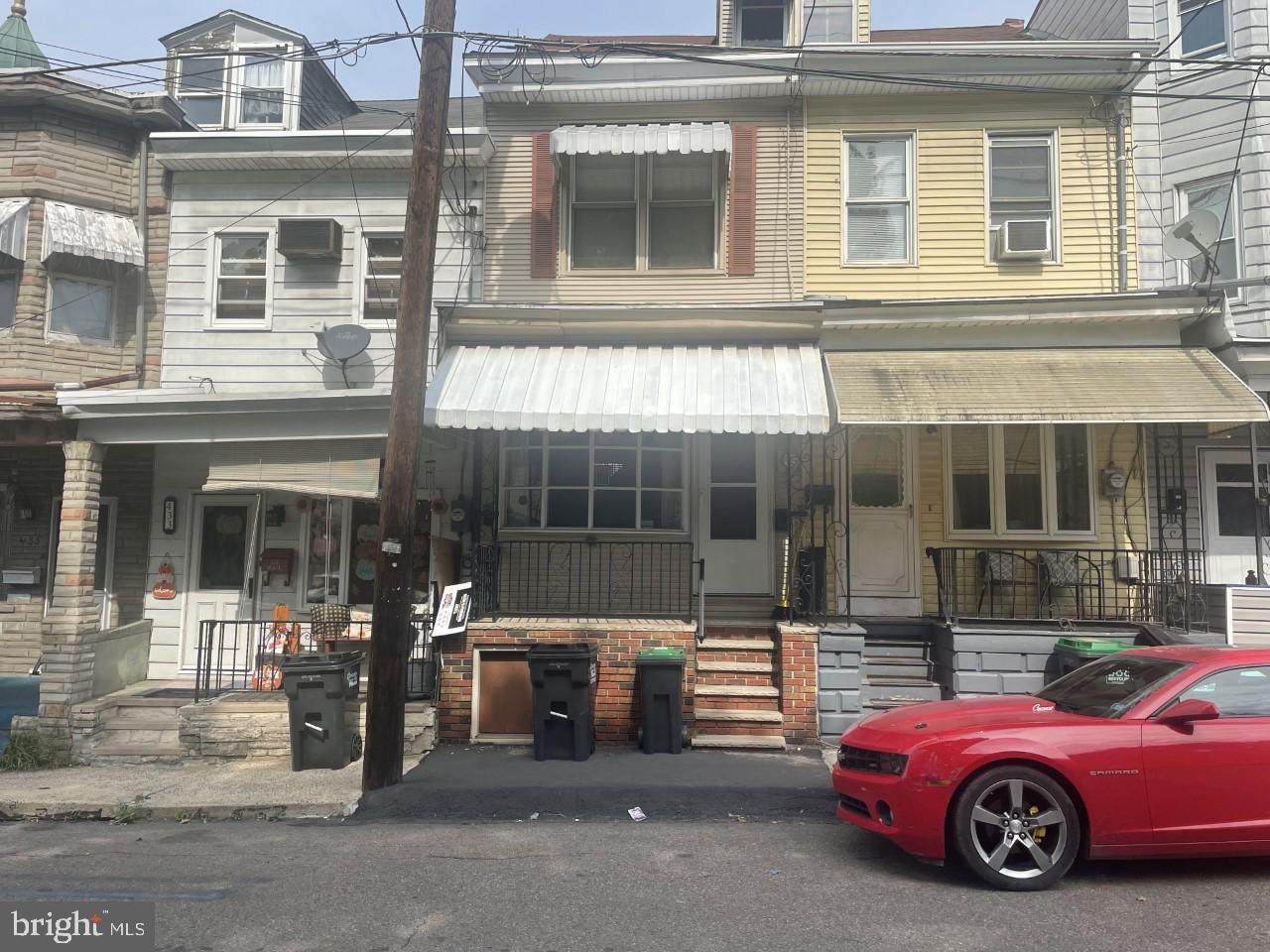 431 Mahanoy Avenue - Photo 1