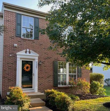 43281 Chokeberry Square - Photo 1