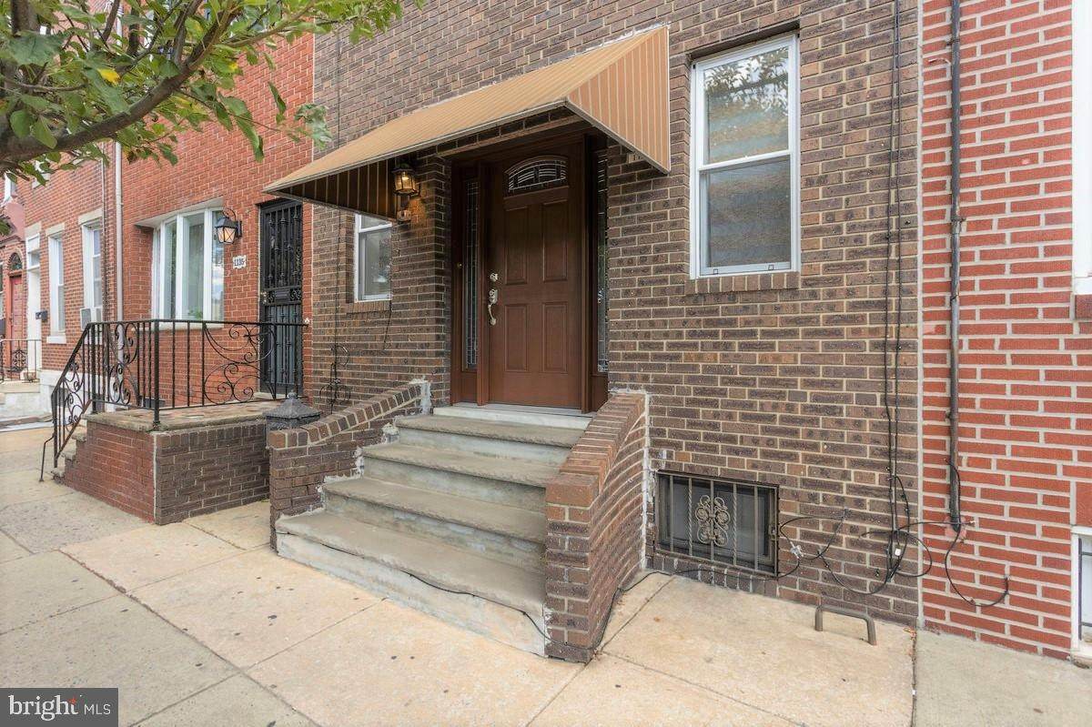 1137 11TH Street - Photo 1