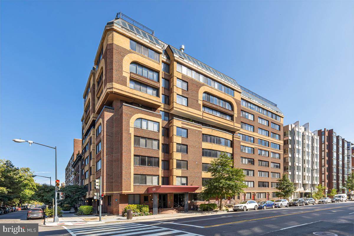 1245 13TH Street - Photo 1