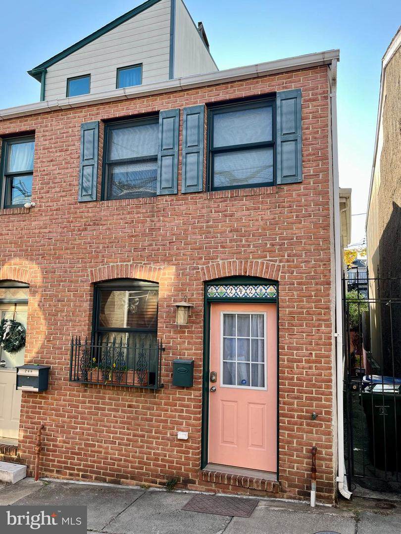 242 Chapel Street - Photo 1