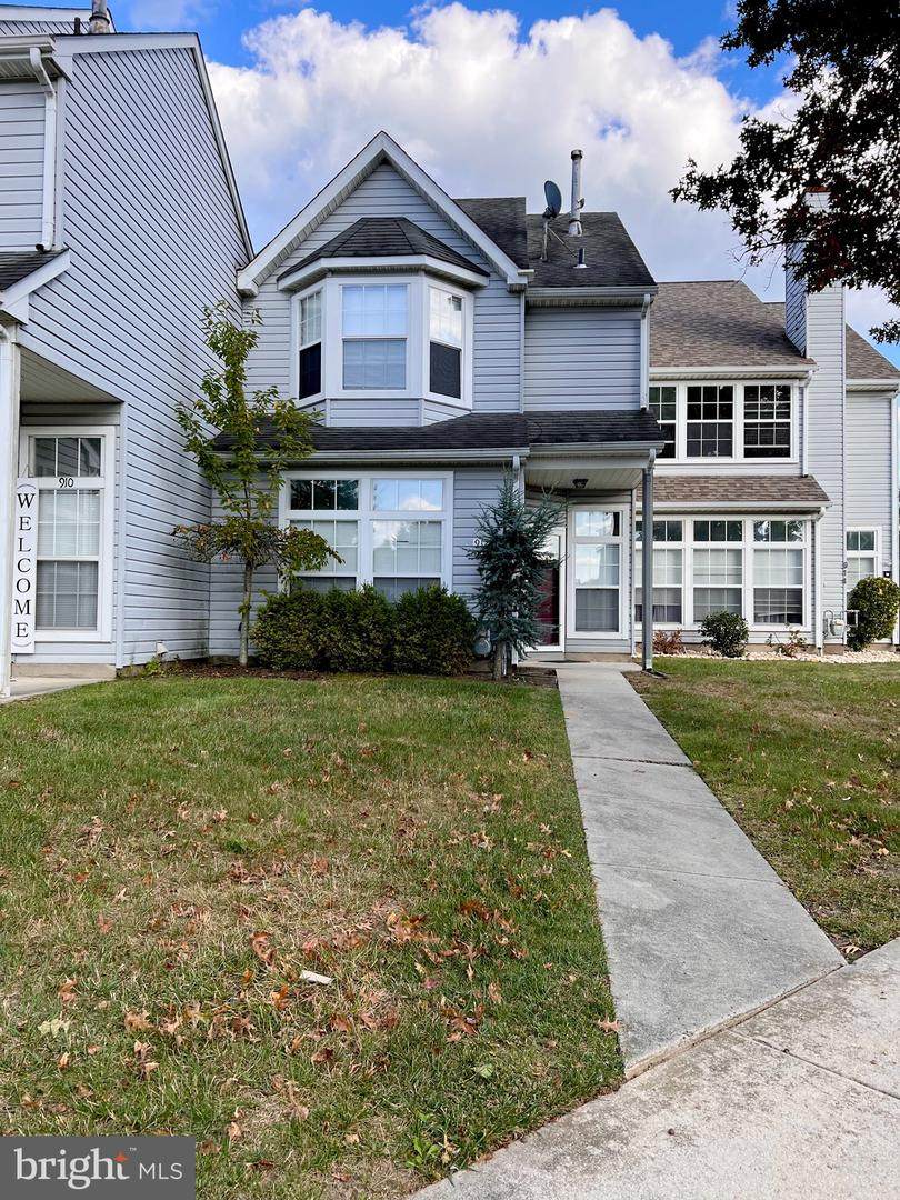 912 Thoreau Lane - Photo 1