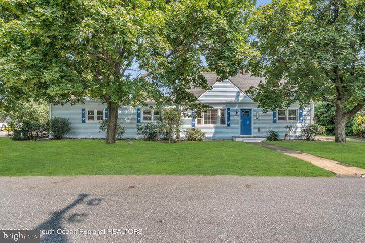701 Forepeak Avenue - Photo 1