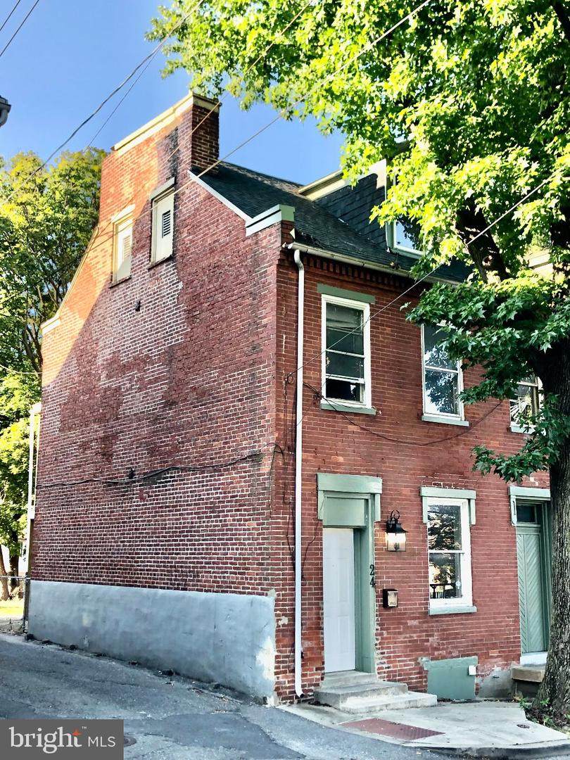 24 Farnum Street - Photo 1