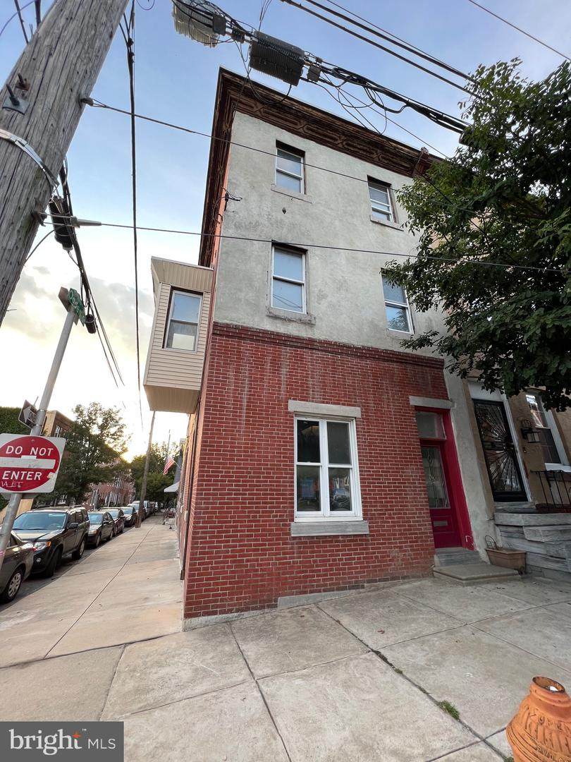 850 29TH Street - Photo 1