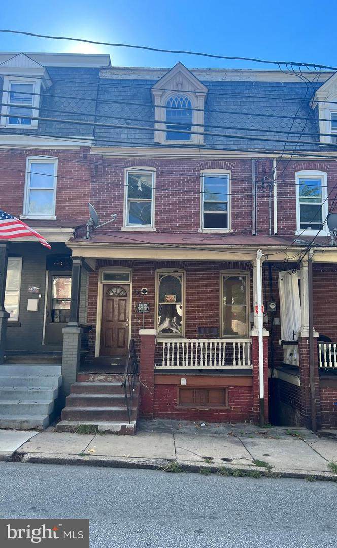 450 Manor Street - Photo 1