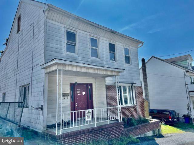 539 School Street - Photo 1