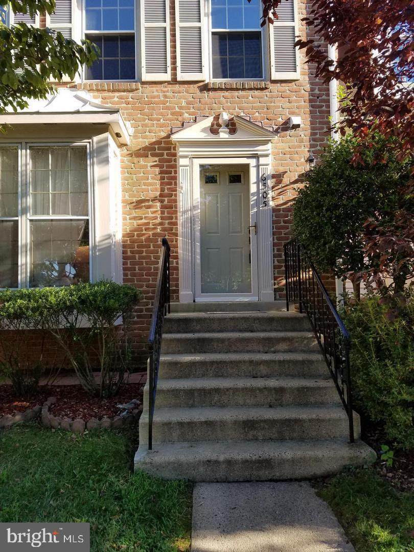 6505 Kemper Lakes - Photo 1