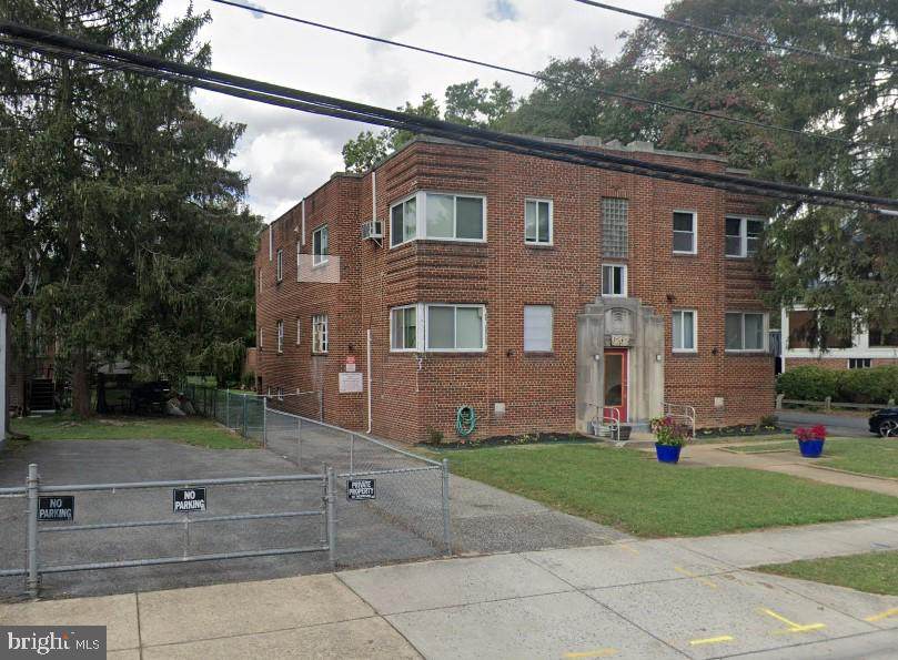 6202 42ND Avenue - Photo 1