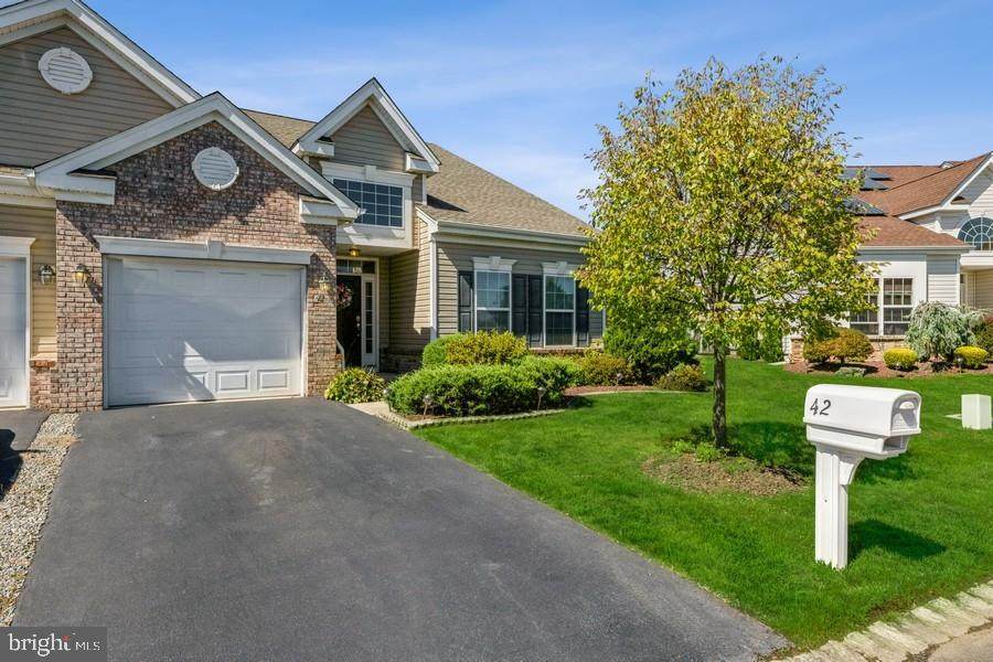 42 Diamond Spring Drive - Photo 1