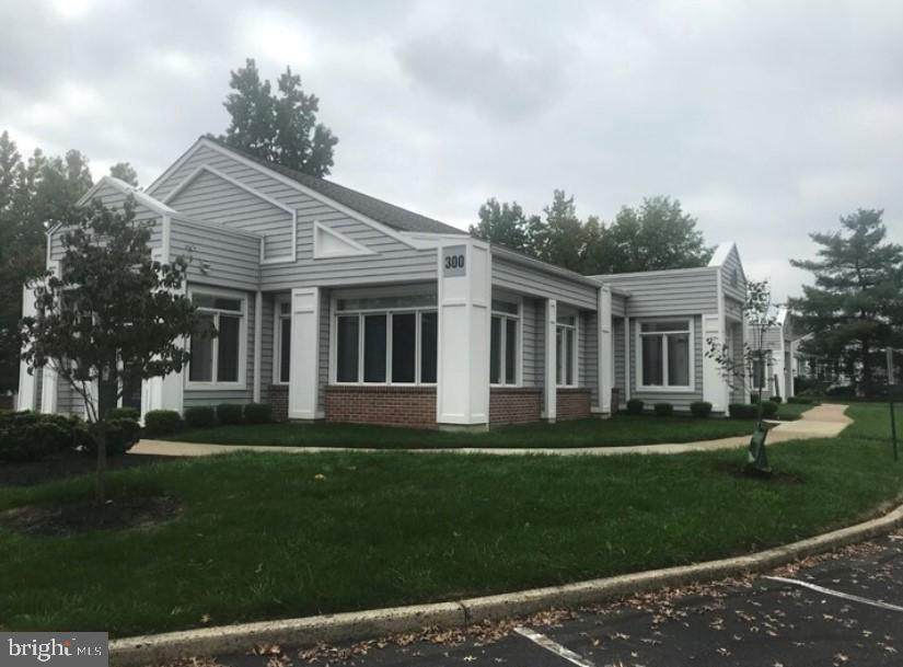 304 Corporate Dr E - Photo 1