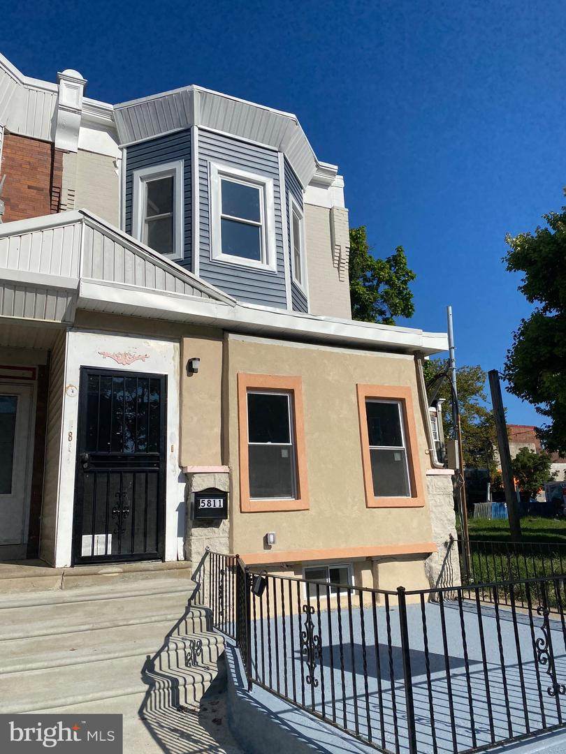 5811 Trinity Street - Photo 1